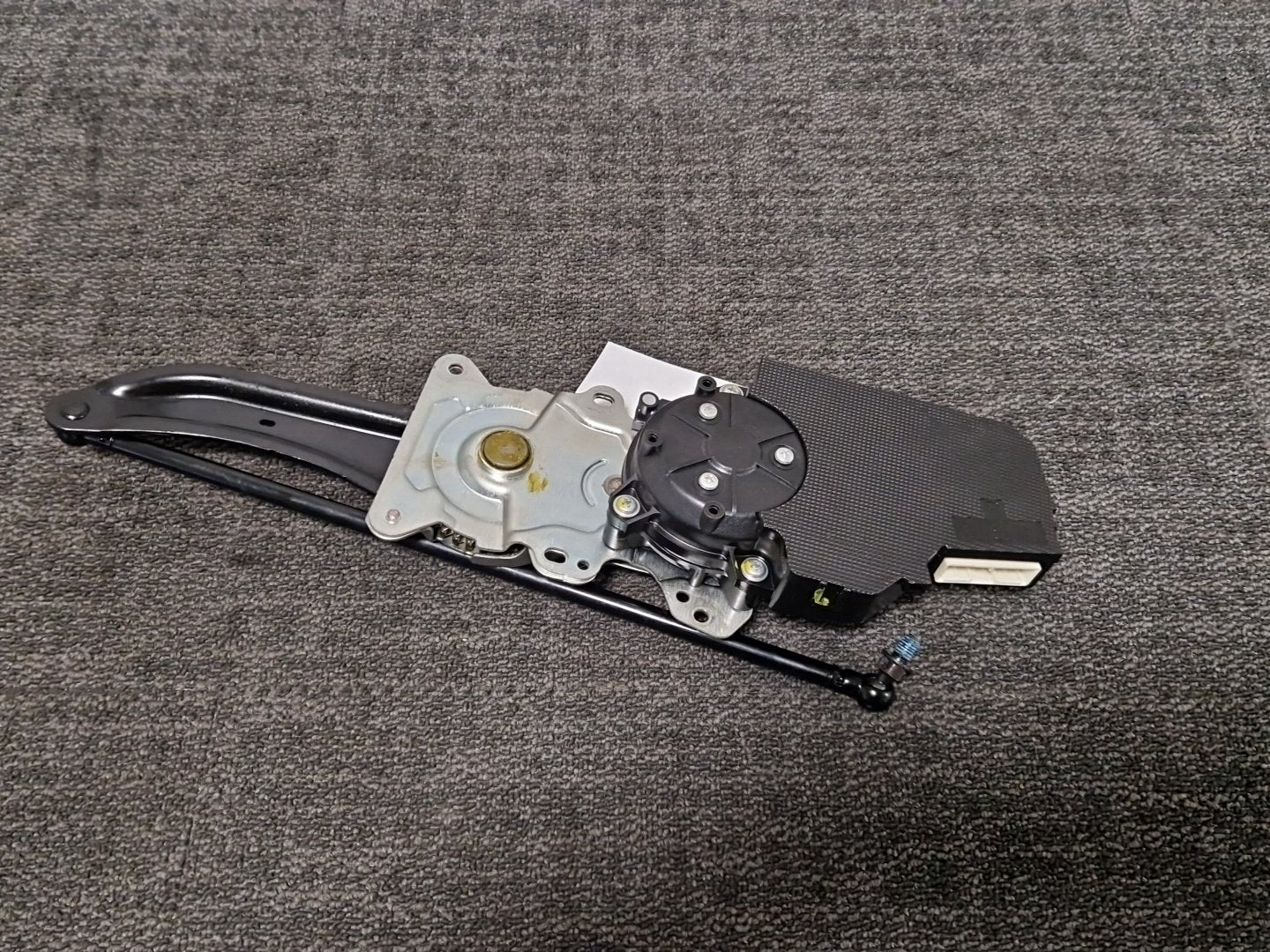 Mitsubishi Outlander PHEV MK3 Genuine Tailgate Power Lift Motor 427110-10670
