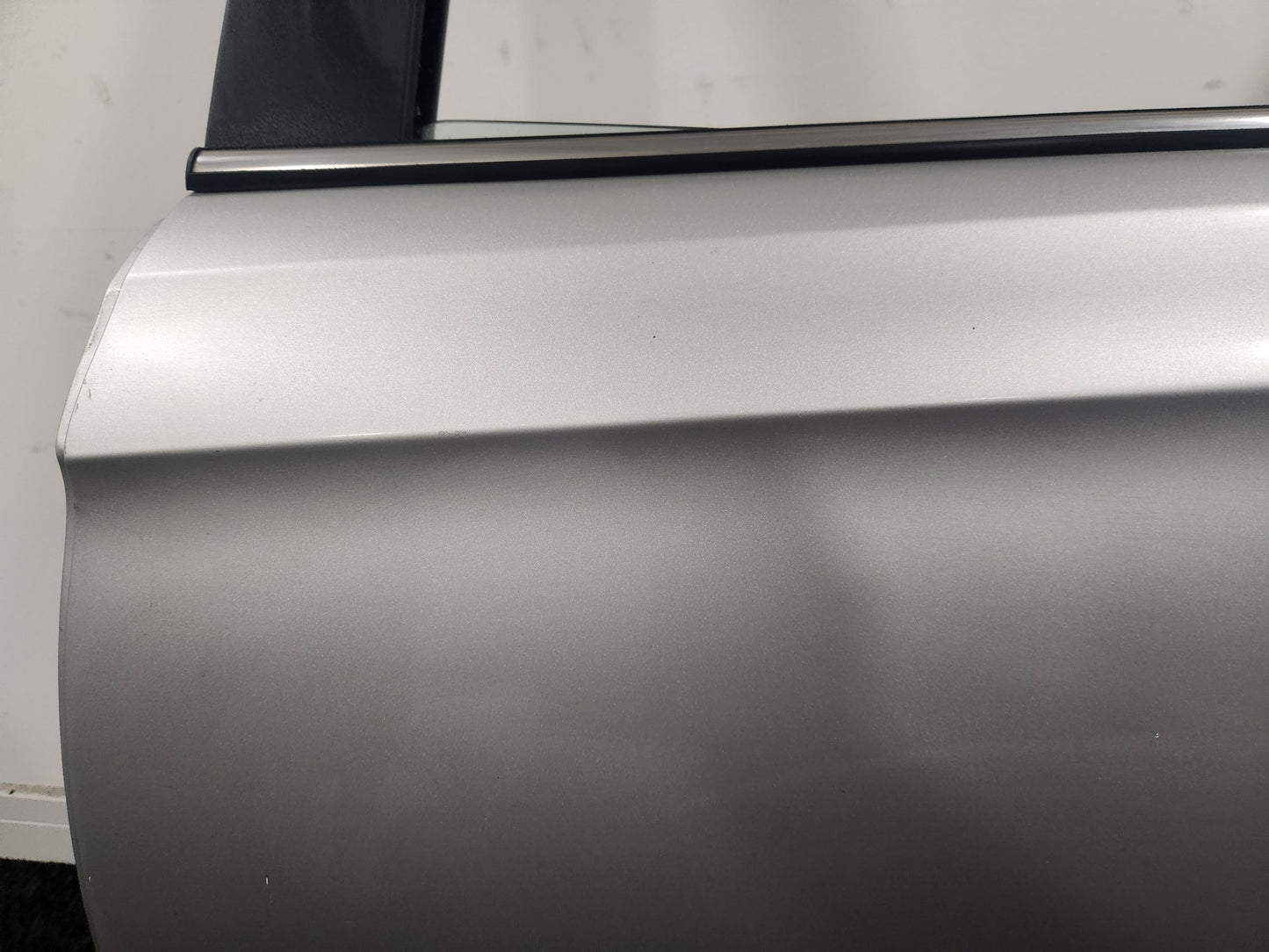 Vauxhall Corsa MK4 Hatchback 5dr Rear Left Complete Door in Switchblade Silver