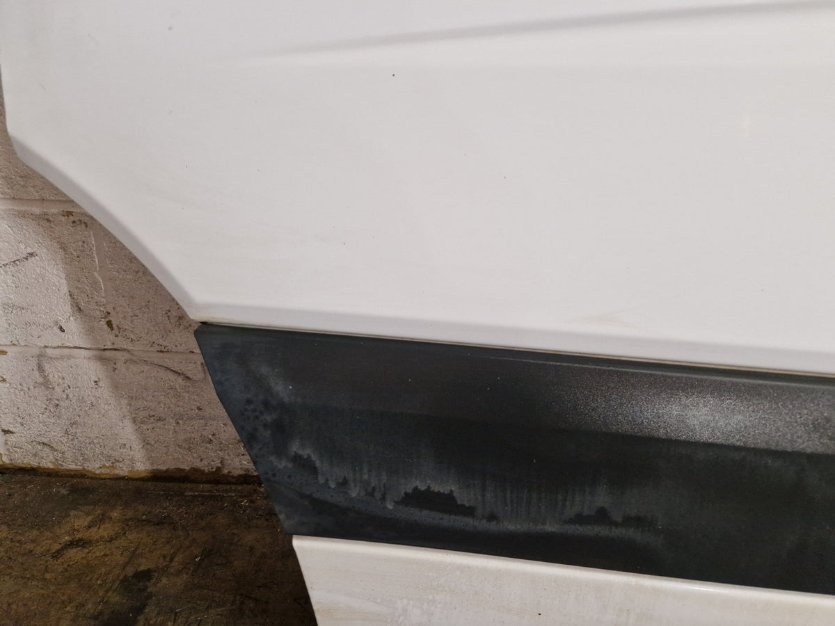 Mercedes Sprinter W906 (NCV3) Front Left N/S Complete Door in Arctic White 9147