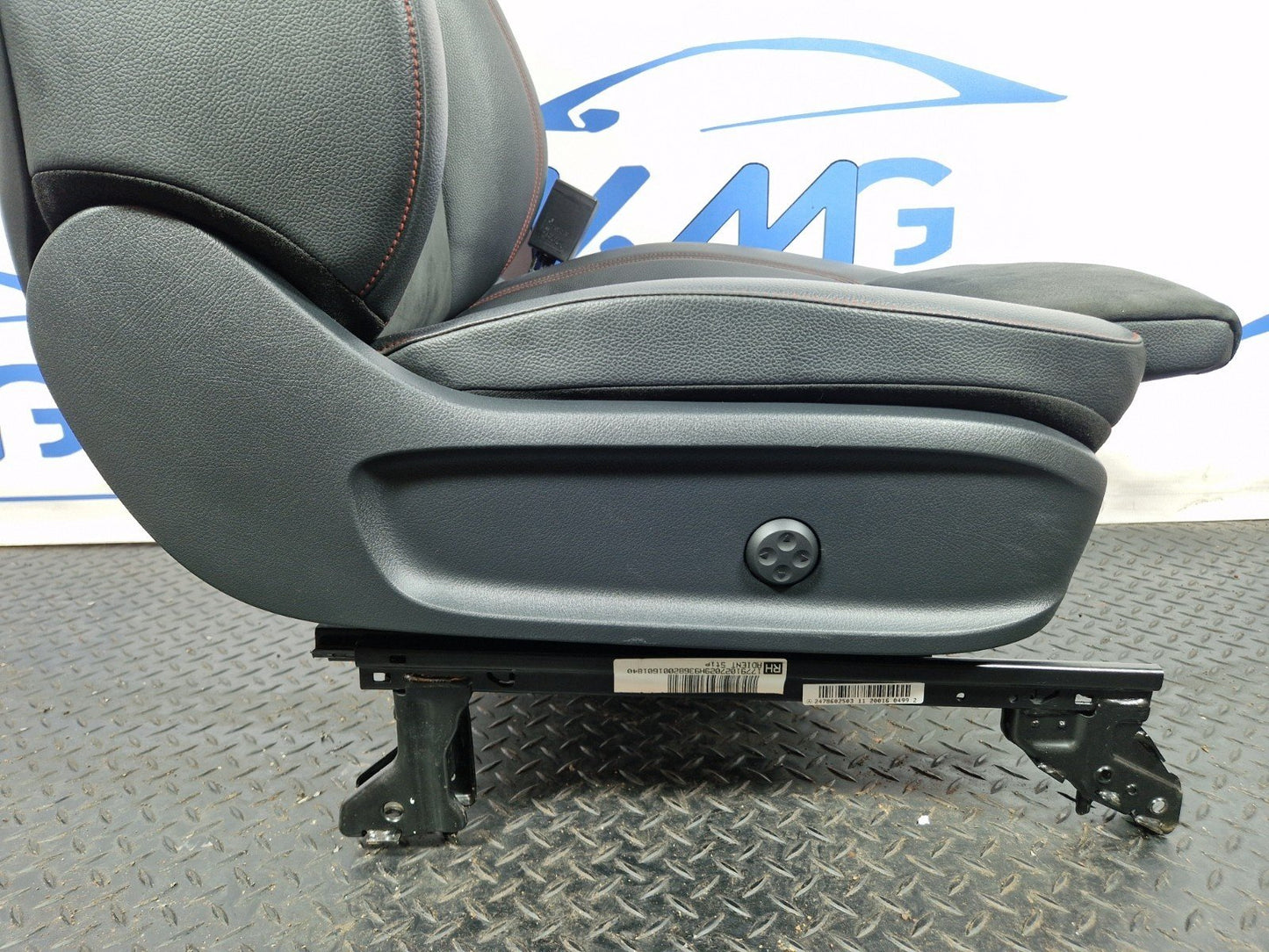 19-ON MERCEDES BENZ B CLASS W247 FRONT RIGHT O/S DRIVER HEATED HALF LEATHER SEAT