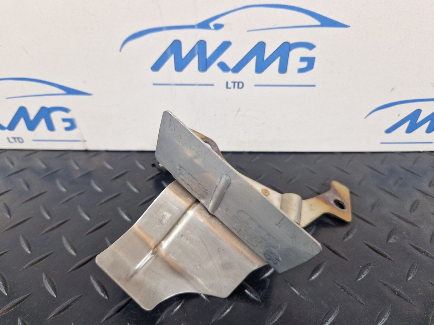 12-18 AUDI A6 C7 RIGHT SECONDARY AIR PUMP HEAT SHIELD 4H0131783J