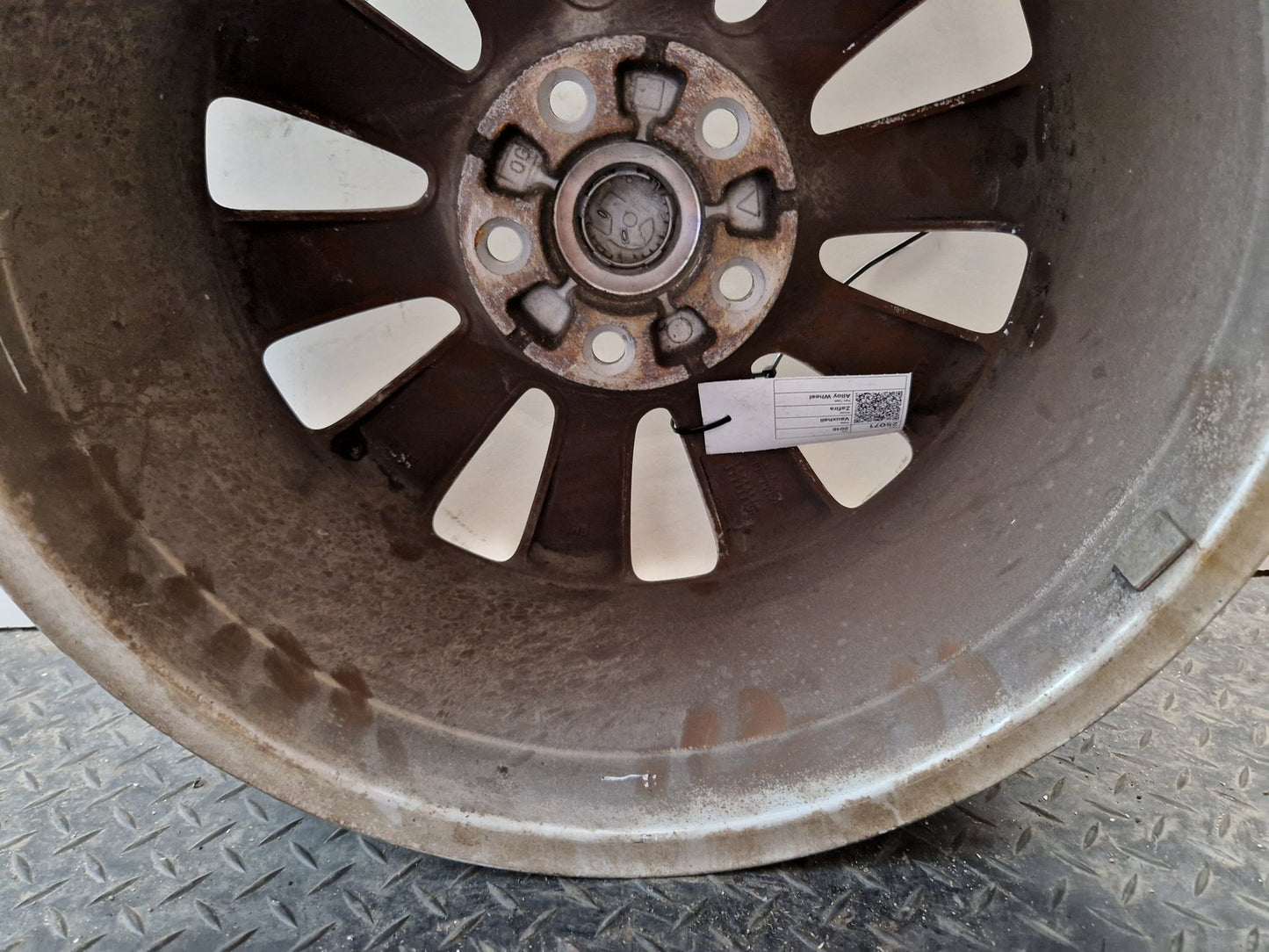 Vauxhall Zafira MK3 (C) (A3470) MPV Genuine 17" 10 Spoke Alloy Wheel
