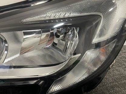 Vauxhall Corsa MK4 (E) (4500) Hatchback Genuine Front Left Headlight 13381345