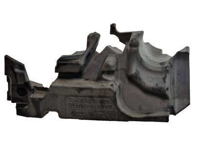 19-ON RANGE ROVER EVOQUE L551 DAMAGED INSULATOR CYLINDER HEAD COVER M8D26N041AB