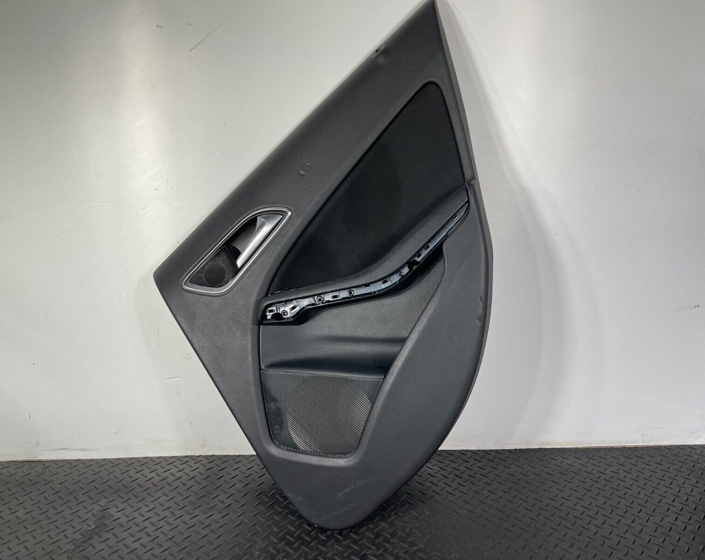 12-18 MERCEDES A-CLASS W176 REAR RIGHT SIDE DOOR PANEL CARD 3003517400