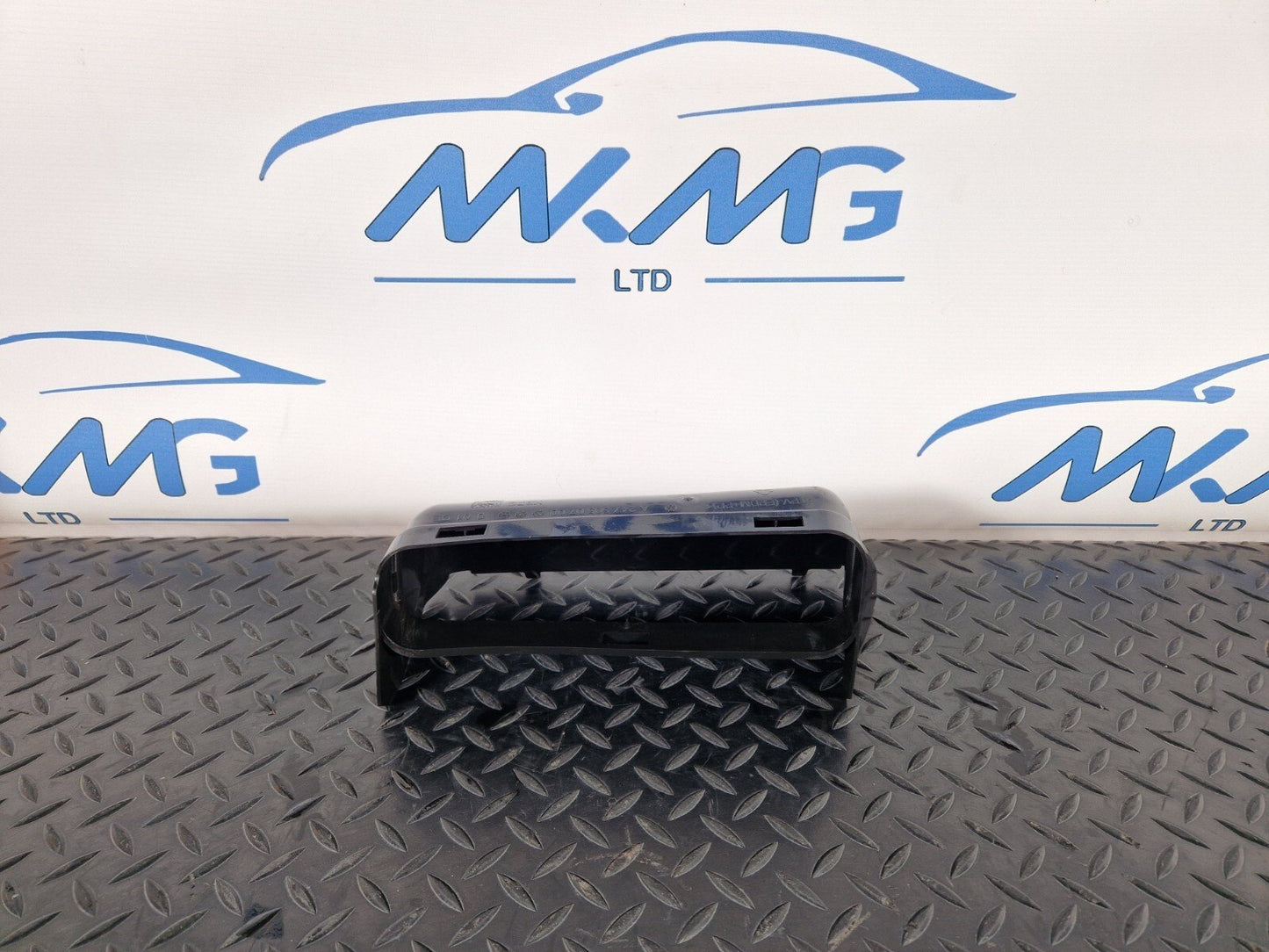 19-ON MERCEDES BENZ B CLASS W247 DIESEL INTERCOOLER AIR DUCT CHANNEL A2475050700