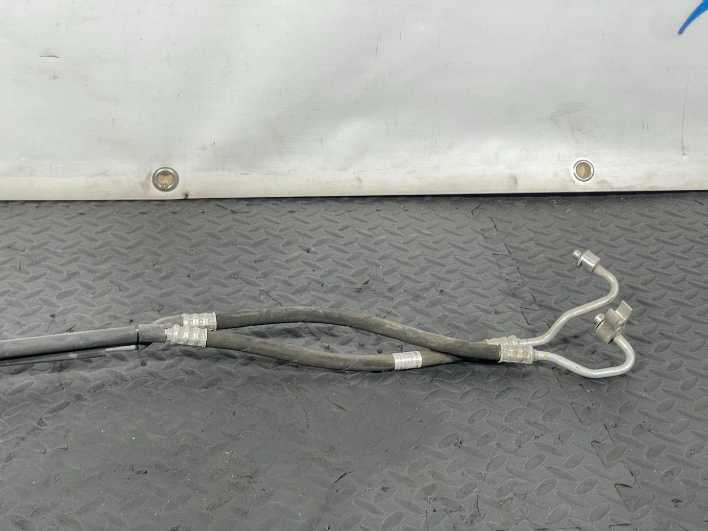 14-21 MERCEDES BENZ C300 W205 GENUINE HYBRID BATTERY COOLING HOSES A2058306702