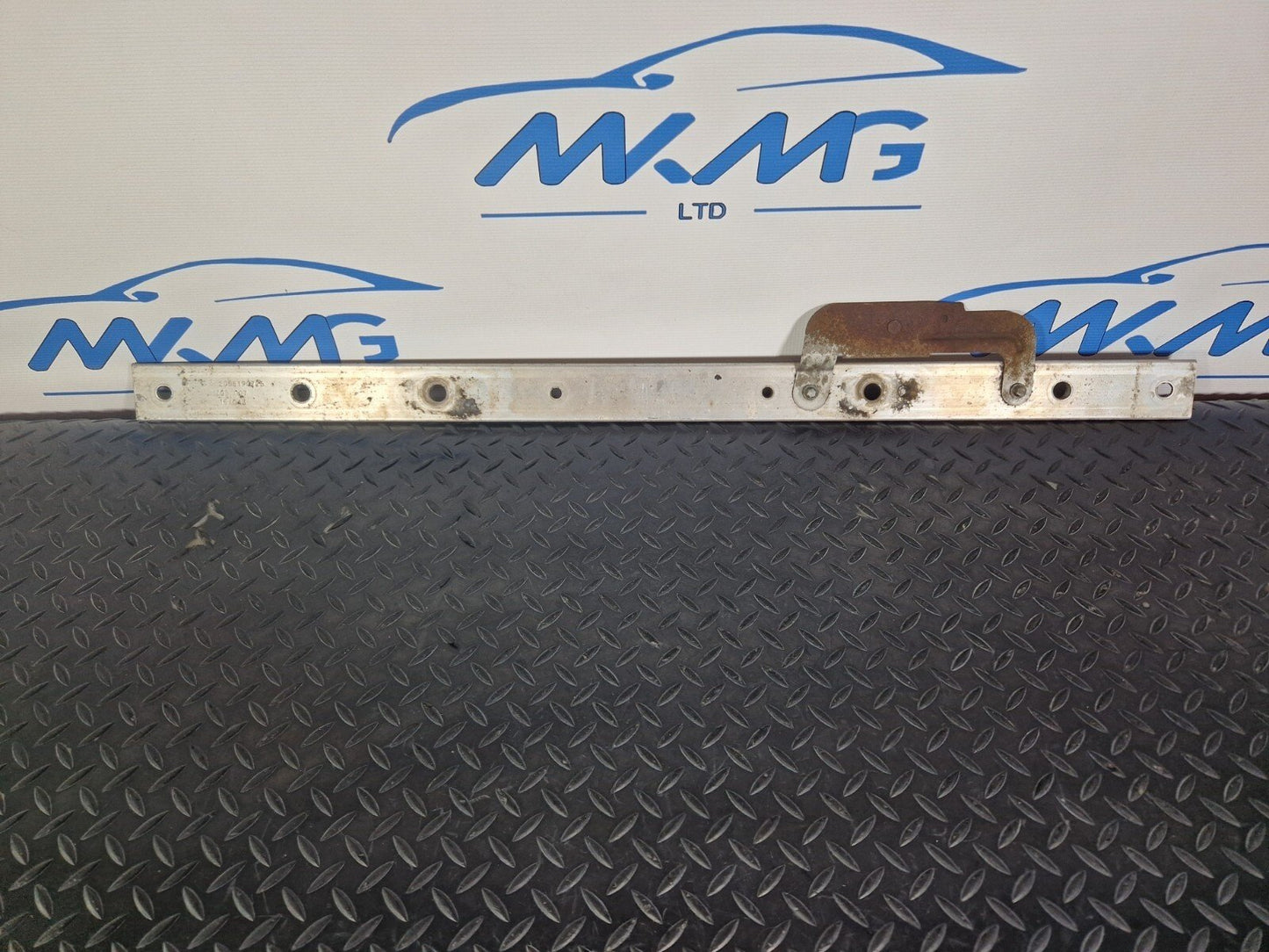 14-21 MERCEDES-BENZ C-CLASS C250D W205 OEM REAR TUNNEL BEAM BAR A2056190725