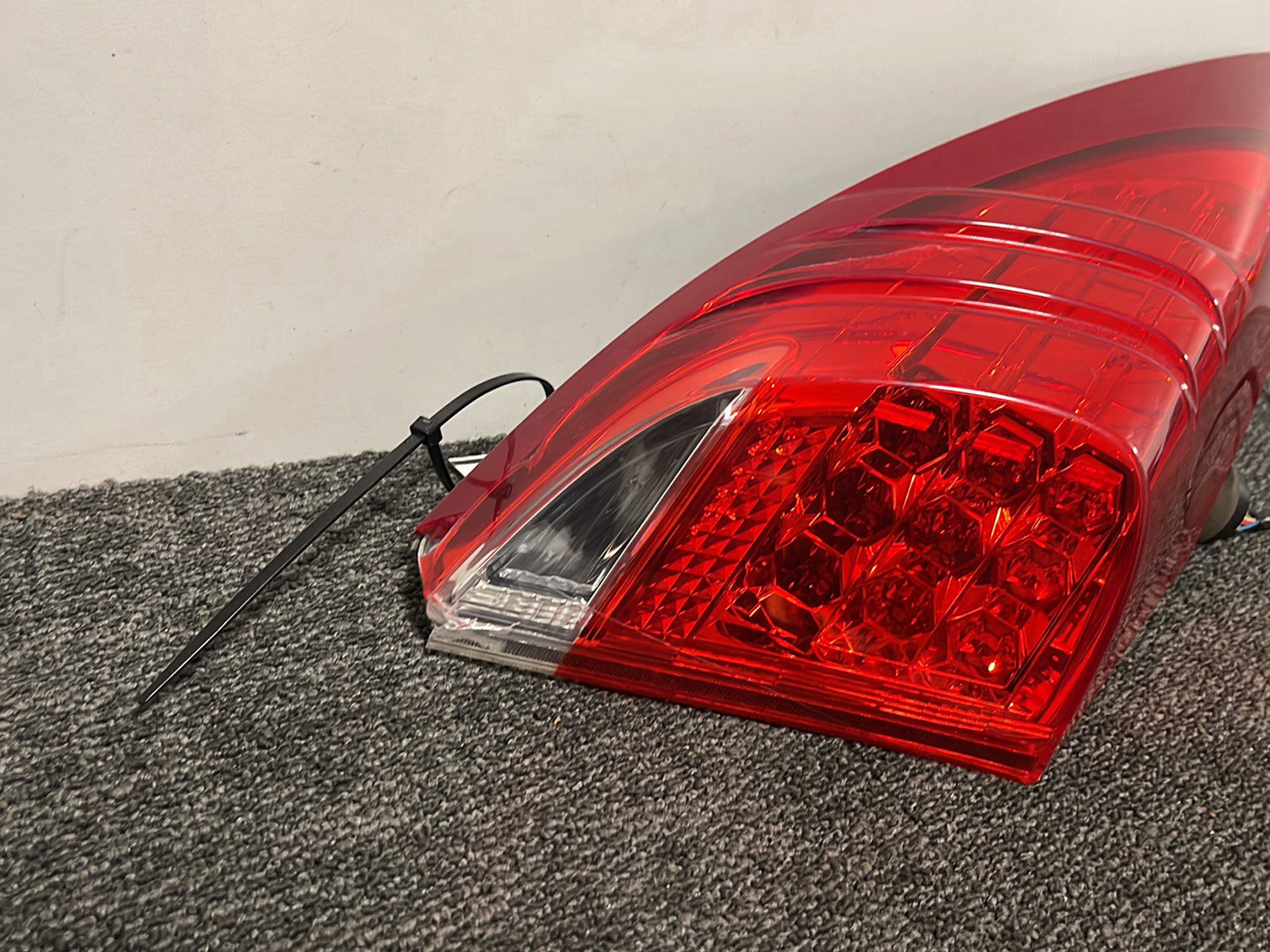 2012 Honda Civic MK9 (FK27) Genuine Rear Left N/S Tail Light 3355ATV0E002