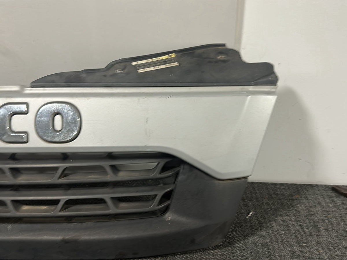 Iveco Daily MK5 Cab & Chassis Genuine Front Upper Grille 5801342732 5801342733