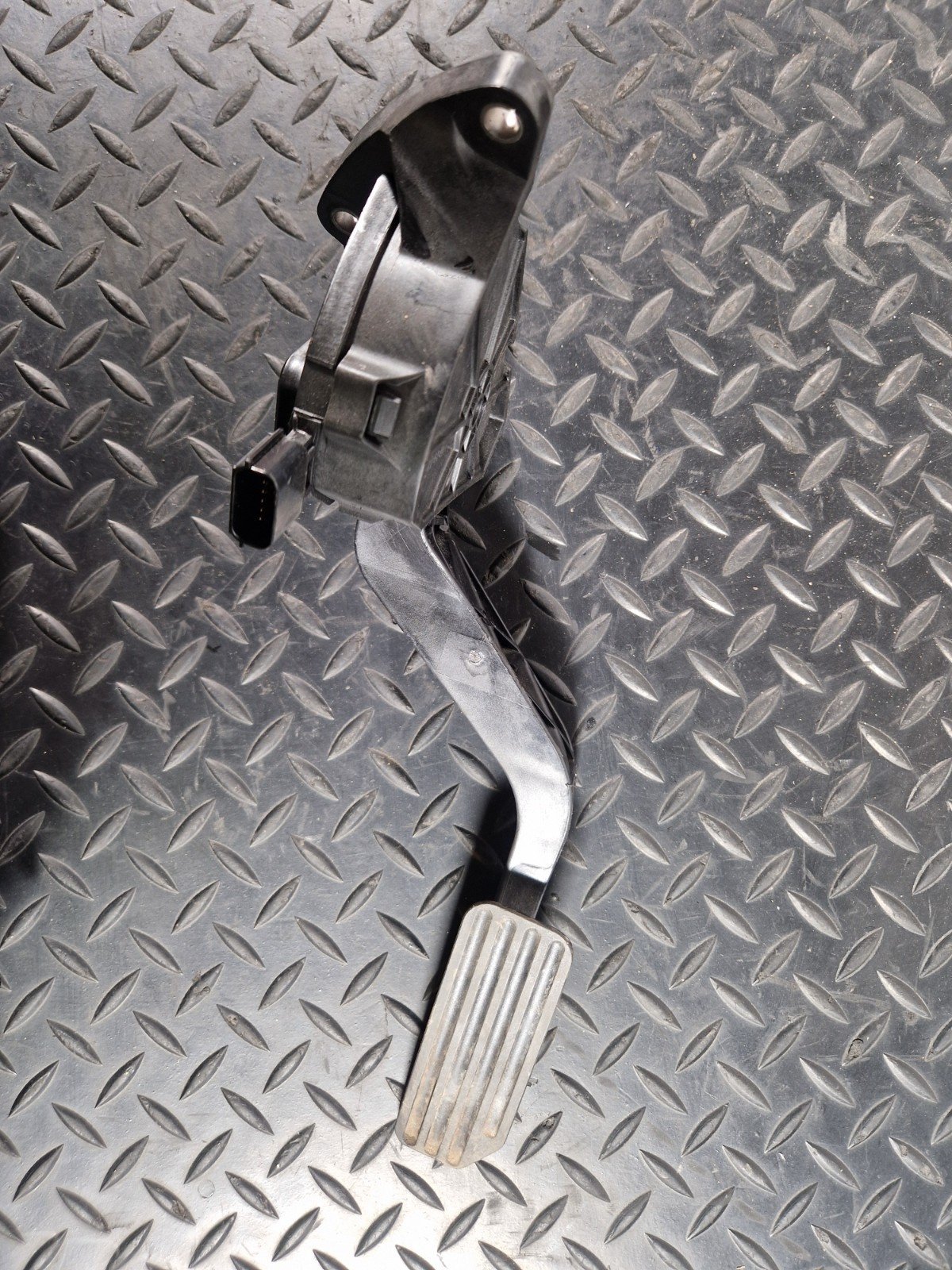 19-ON RANGE ROVER EVOQUE L551 ACCELERATOR THROTTLE PEDAL FK729F836DD