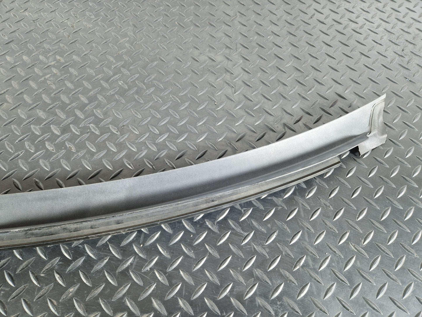 12-17 AUDI S5 CONVERTIBLE OEM WINDSCREEN SCUTTLE PANEL COVER 8K2819403B