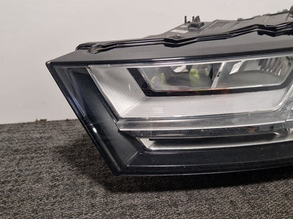 Audi Q7 4M Genuine Left N/S Passenger Headlight 4M0941033A