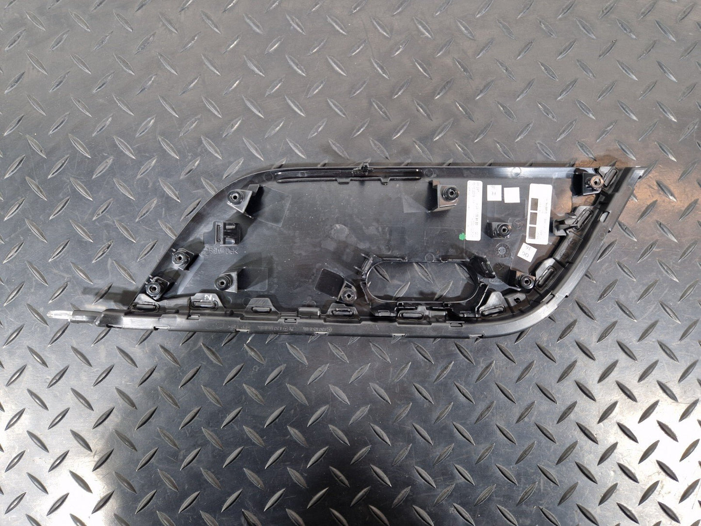 19-ON MERCEDES BENZ B CLASS W247 LEFT & RIGHT DOOR TRIM A2477209102 A2478253600
