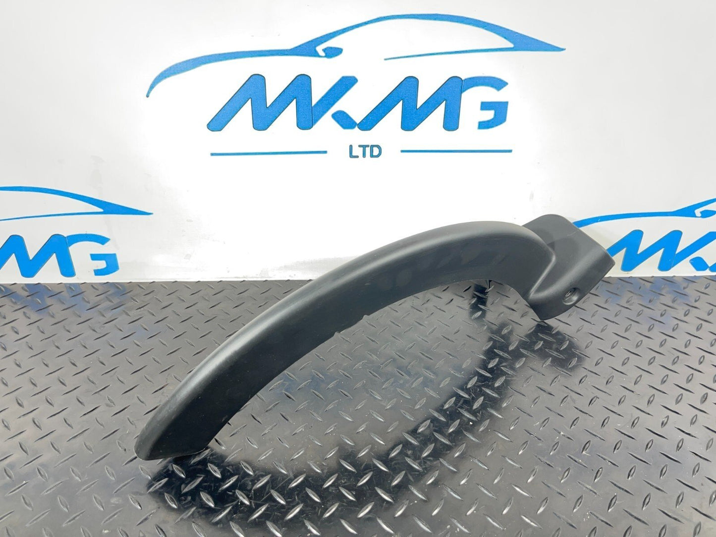 20-ON BMW 2 SERIES GRAN COUPE M-SPORT F44 Rear Tailgate Right Hinge Trim 7477420