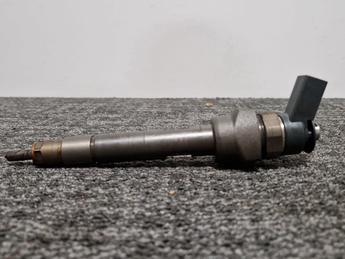 BMW 116d E87 Hatchback 2.0 Diesel Genuine Fuel Injector 779844604