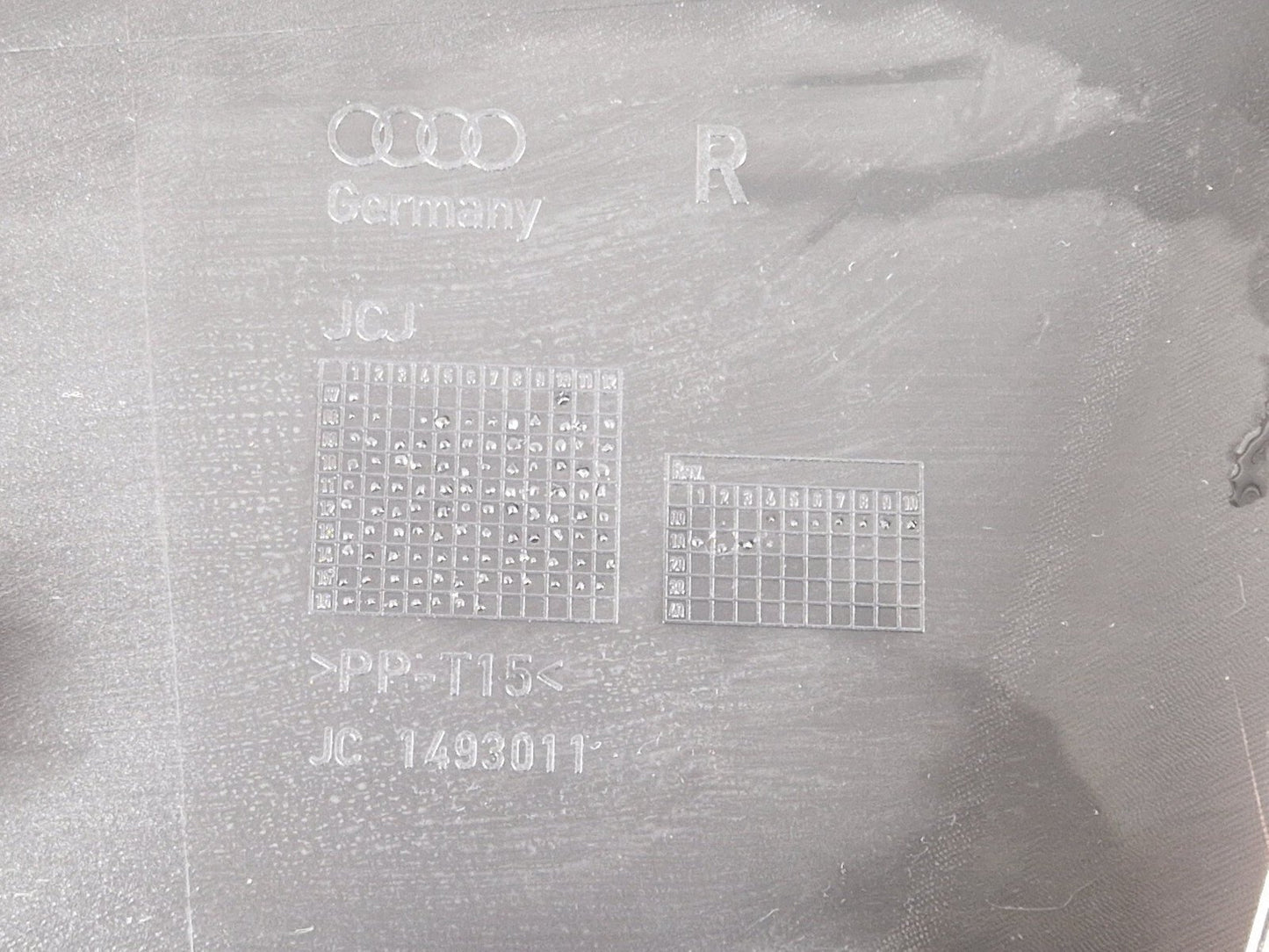 12-17 AUDI Q5 8R OEM REAR RIGHT O/S DOOR CARD PANEL ALCANTARA TRIM 4G2867304B