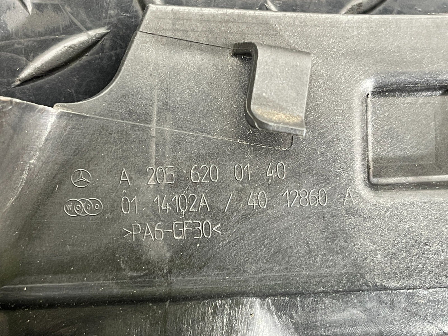 14-21 MERCEDES BENZ C300e W205 GENUINE ENGINE COMPARTMENT PANEL A2056200140