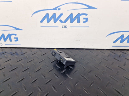 19-ON MERCEDES BENZ B CLASS W247 WLAN ANTENNA  A2479052602