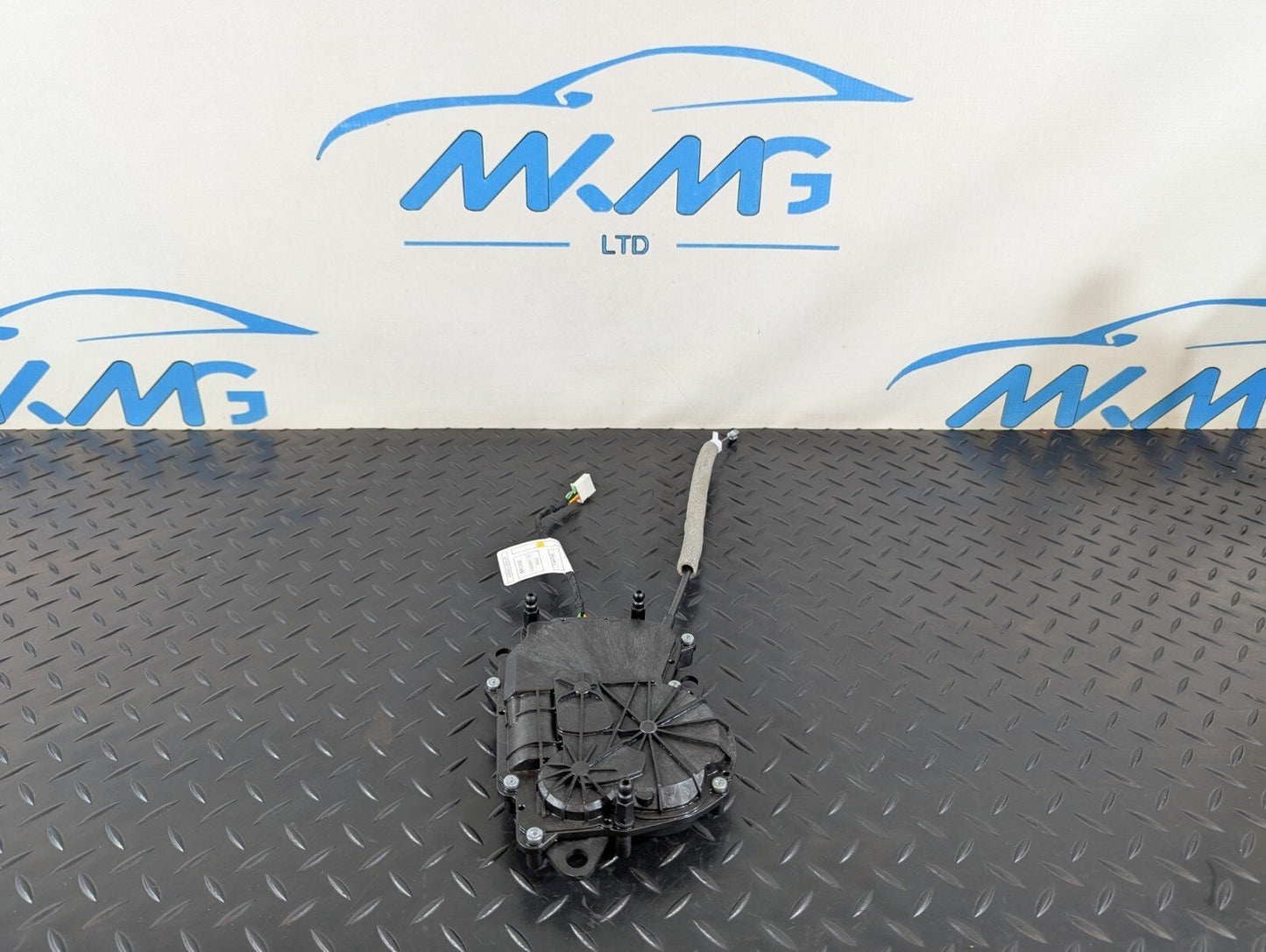 16-22 BMW X1 F48 TAILGATE SOFT CLOSE ACTUATOR LOCK LATCH 7374006