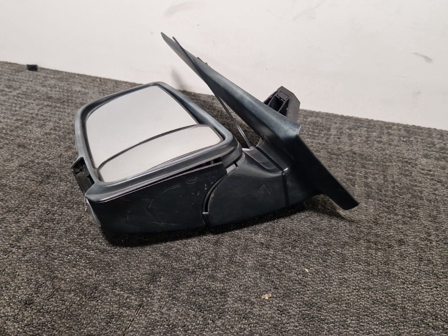 Mercedes-Benz Sprinter W907 Front Left NS Passenger Door Wing Mirror A9108103201
