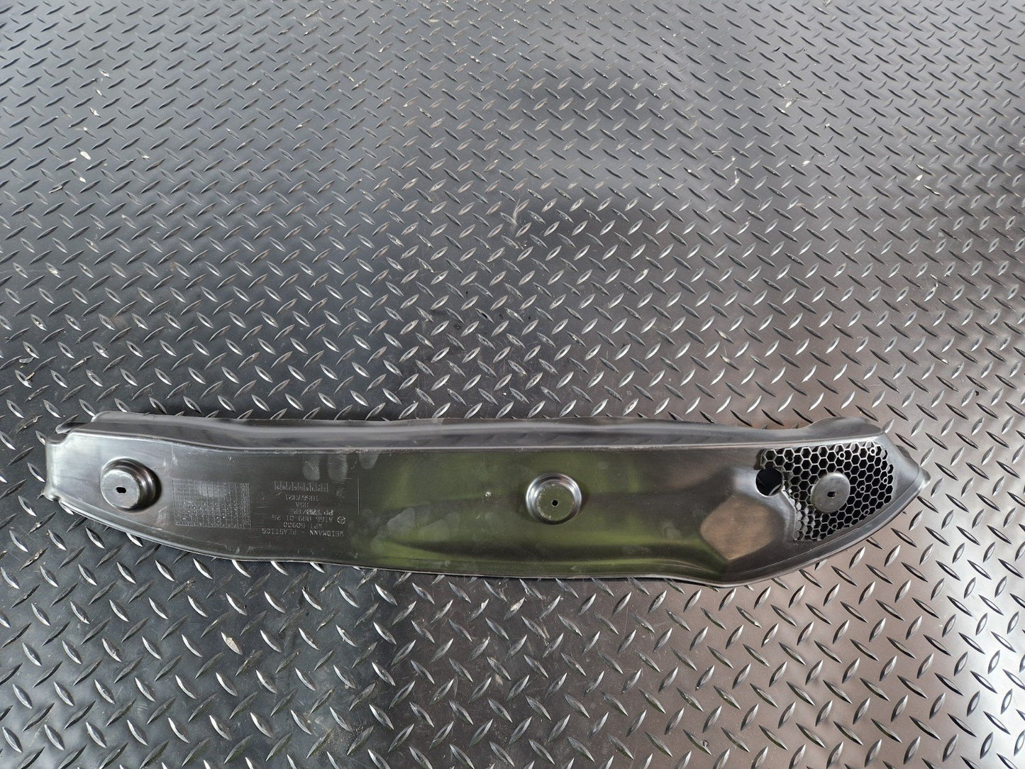 11-19 MERCEDES BENZ ML W166 FRONT LEFT N/S WING FENDER TRIM COVER A1668890125