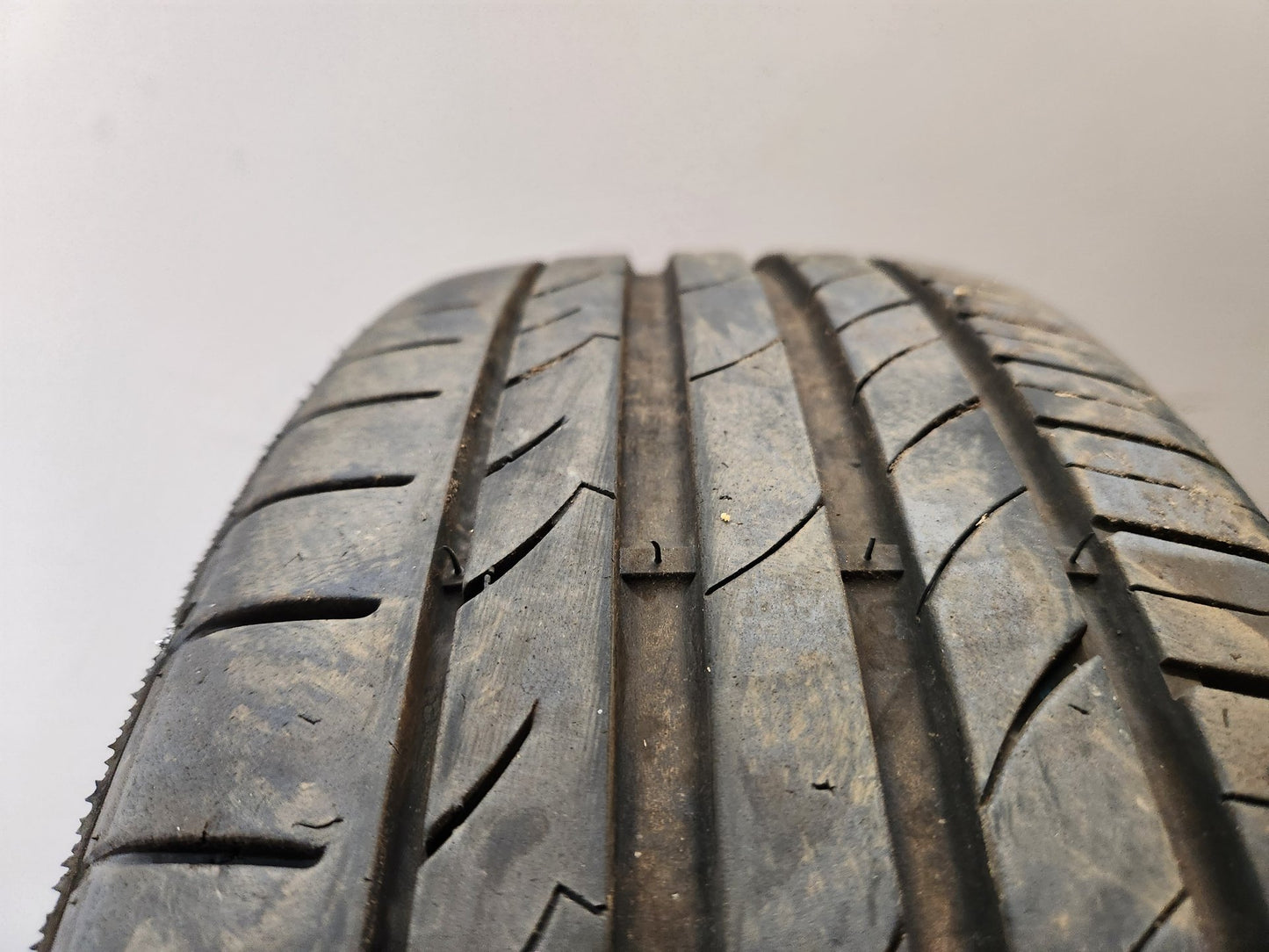 Volvo V50 MK2 FL (MW) 18" Alloy Wheel with Tyre 215/45/18 ~6mm