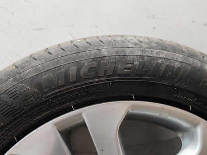 Nissan Juke MK1 (F15) 17" Alloy Wheel with Tyre 215/55/17 ~4mm