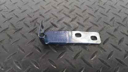 16-19 AUDI A4 B9 S-LINE GENUINE FRONT LEFT PASSENGER SIDE WING BRACKET 8W0821433
