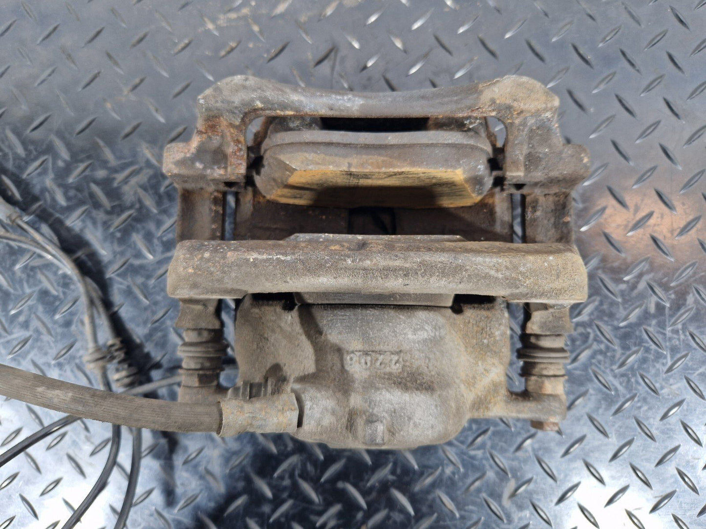 12-18 MERCEDES BENZ W176 LCI AMG LINE BRAKE CALIPER FRONT RIGHT DRIVER SIDE