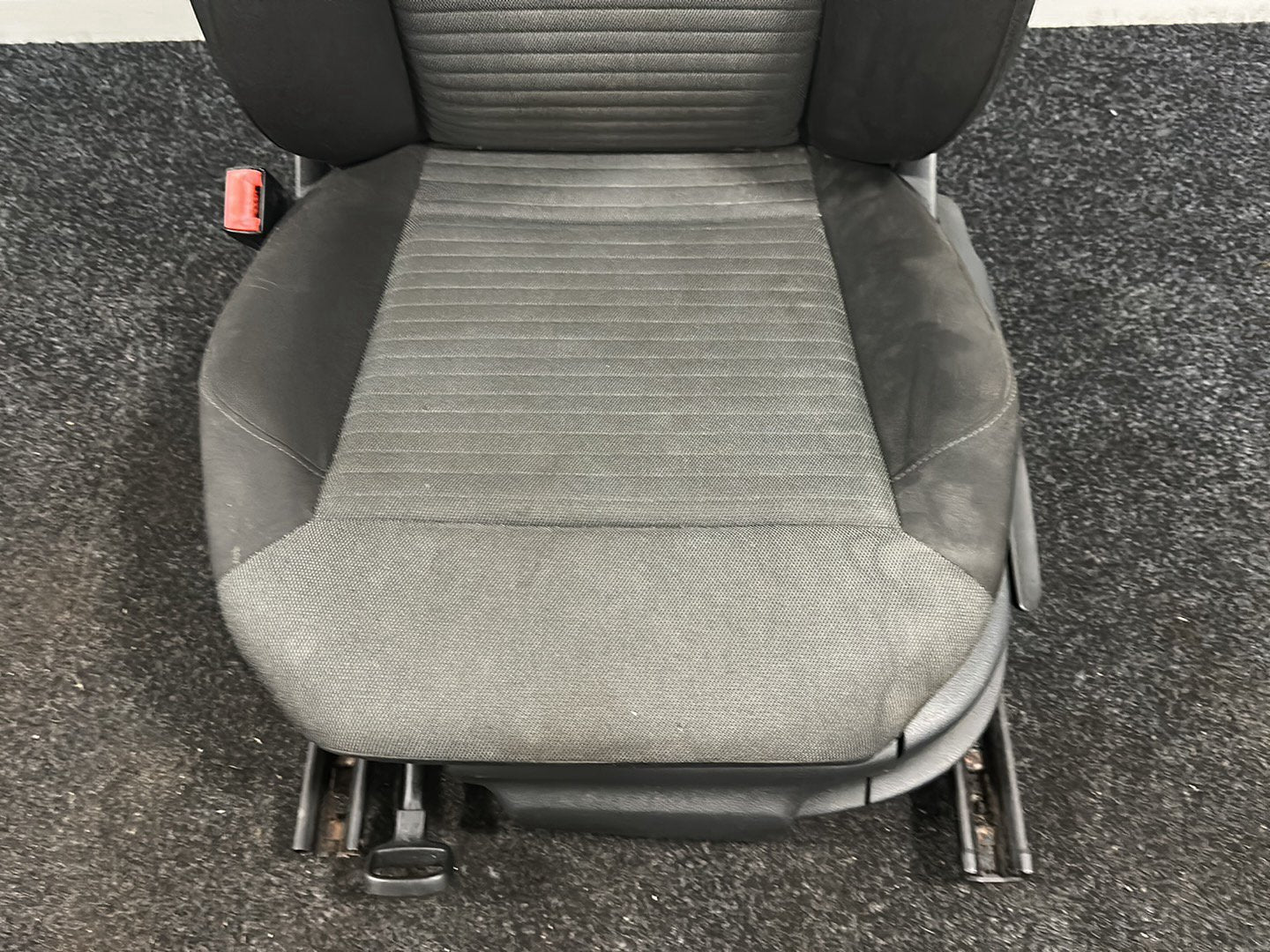 Volkswagen Polo 6R - MK5 Hatchback Genuine Front Left N/S Passenger Seat