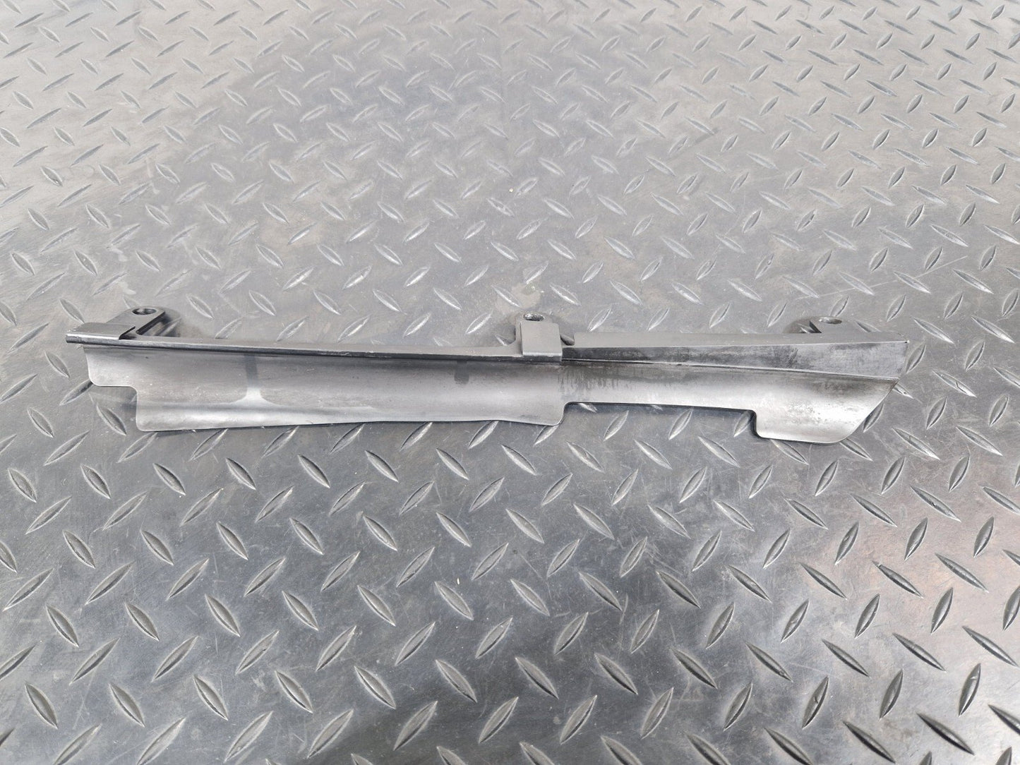 14-23 MERCEDES BENZ VITO W447 OEM FUEL TANK FILLER FLAP RECESS COVER A4474710187