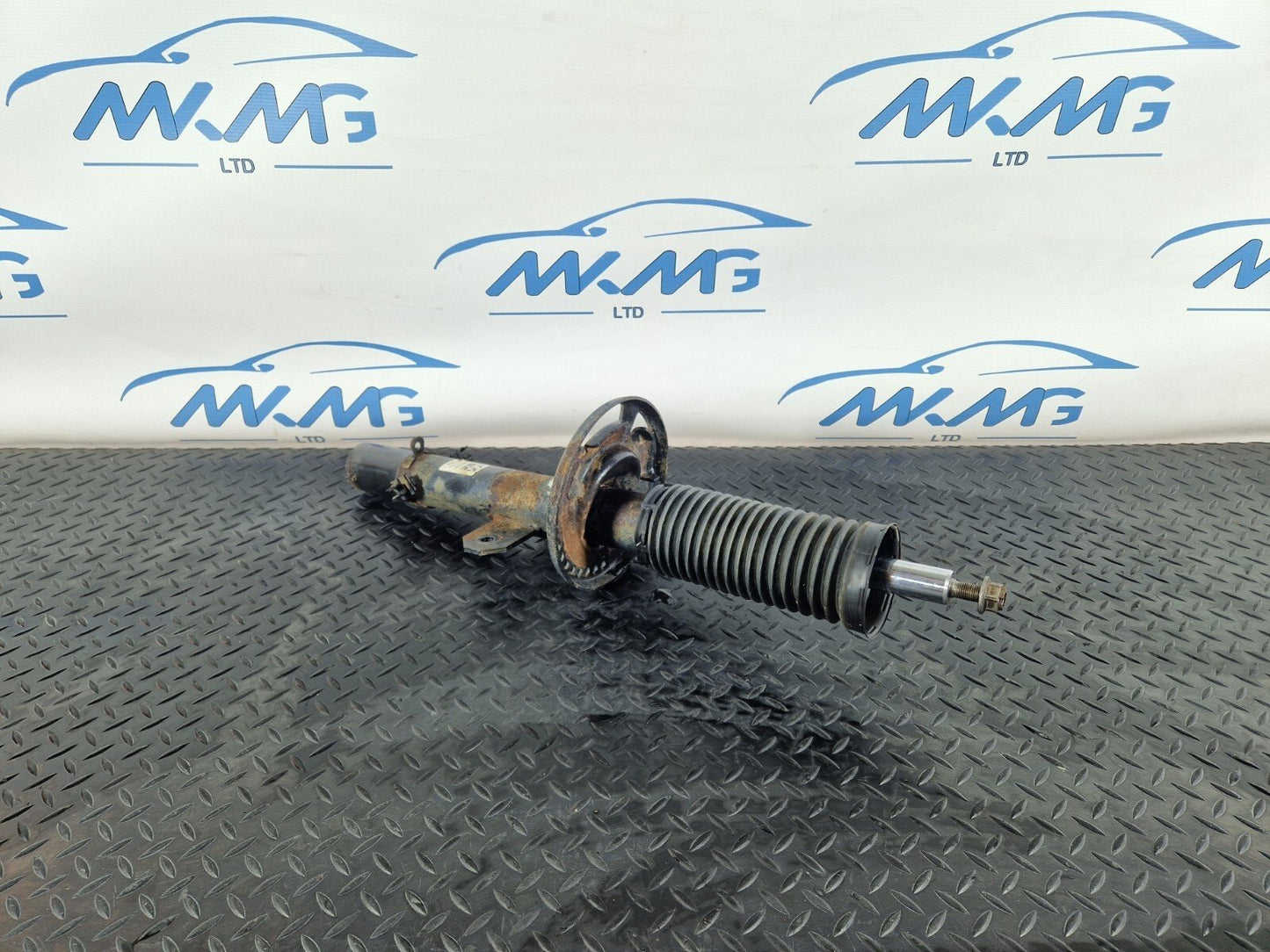 18-ON MERCEDES SPRINTER W910 SHOCK ABSORBER FRONT FITS BOTH SIDES A9103208600