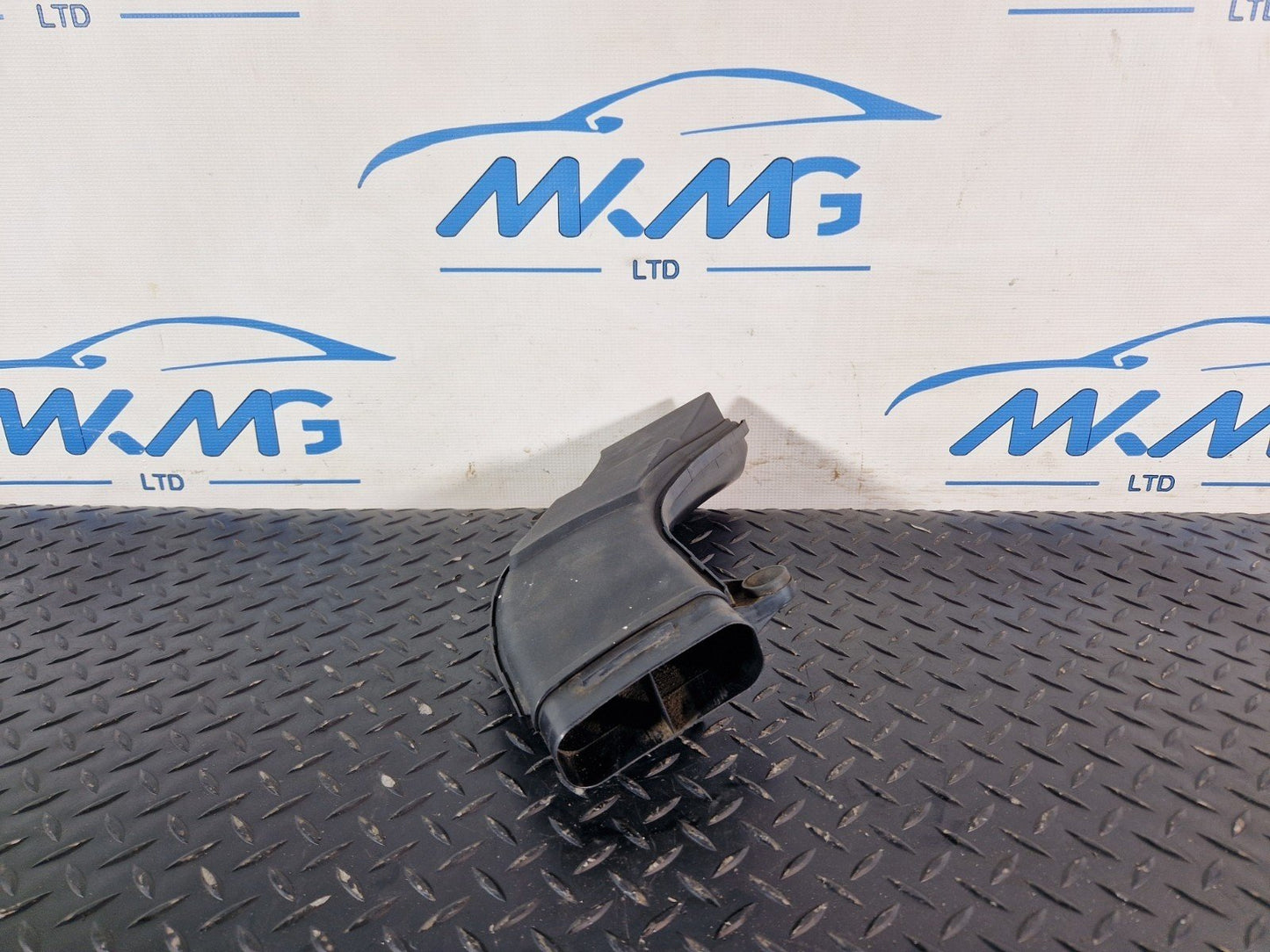 Mercedes-Benz Unknown Part Type A2760902637