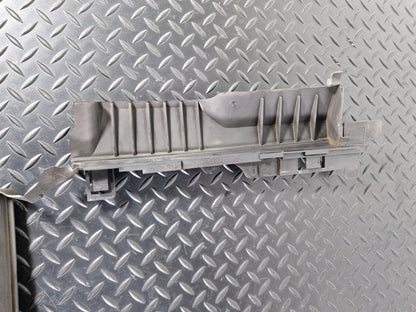 14-21 MERCEDES BENZ W205 FRONT AIR DUCT A2055050130