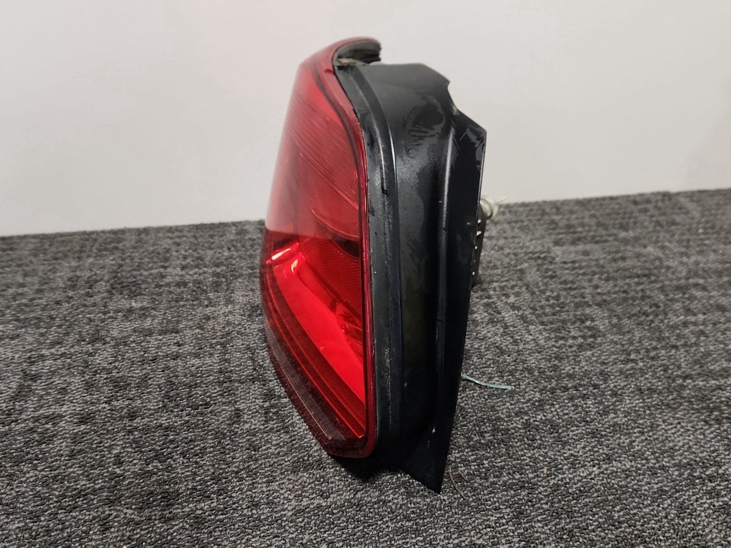 2013 Volkswagen Polo 6R - MK5 Genuine Rear Left N/S Tail Light 6R0945111B