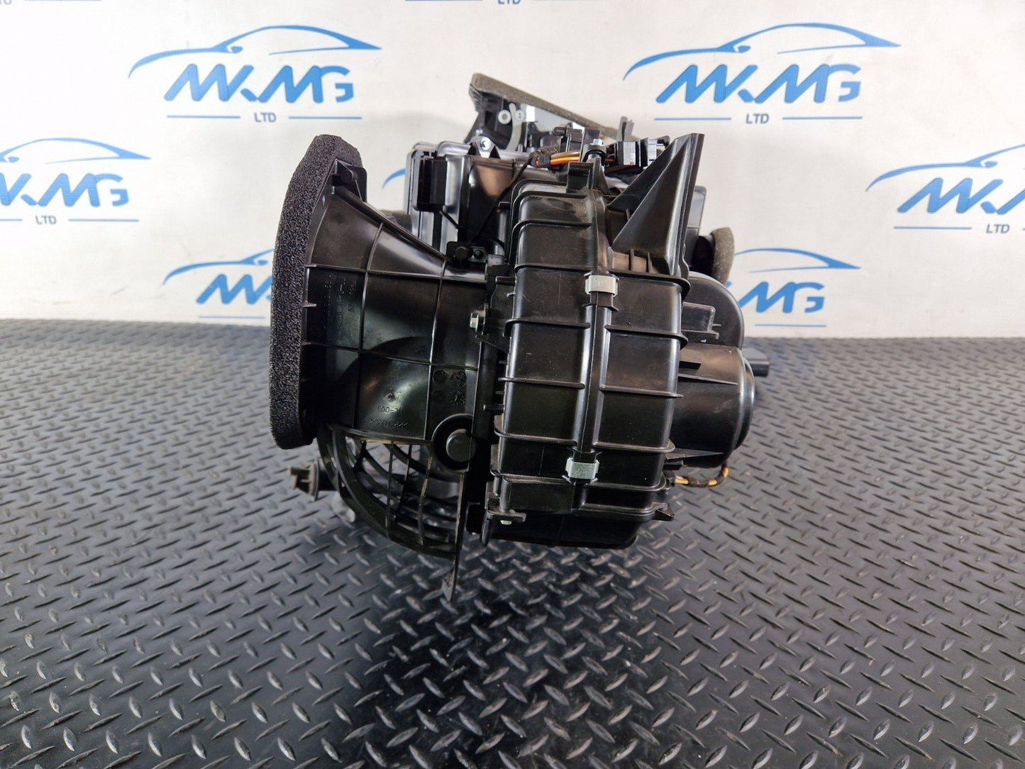 10-15 AUDI Q7 4L GENUINE HEATER MATRIX RADIATOR CORE 4L2820003AA