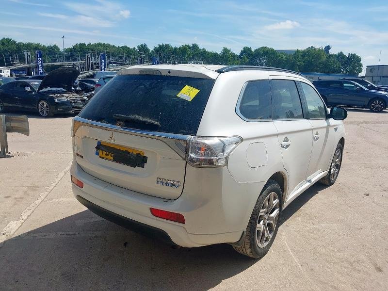 2015 Mitsubishi Outlander PHEV