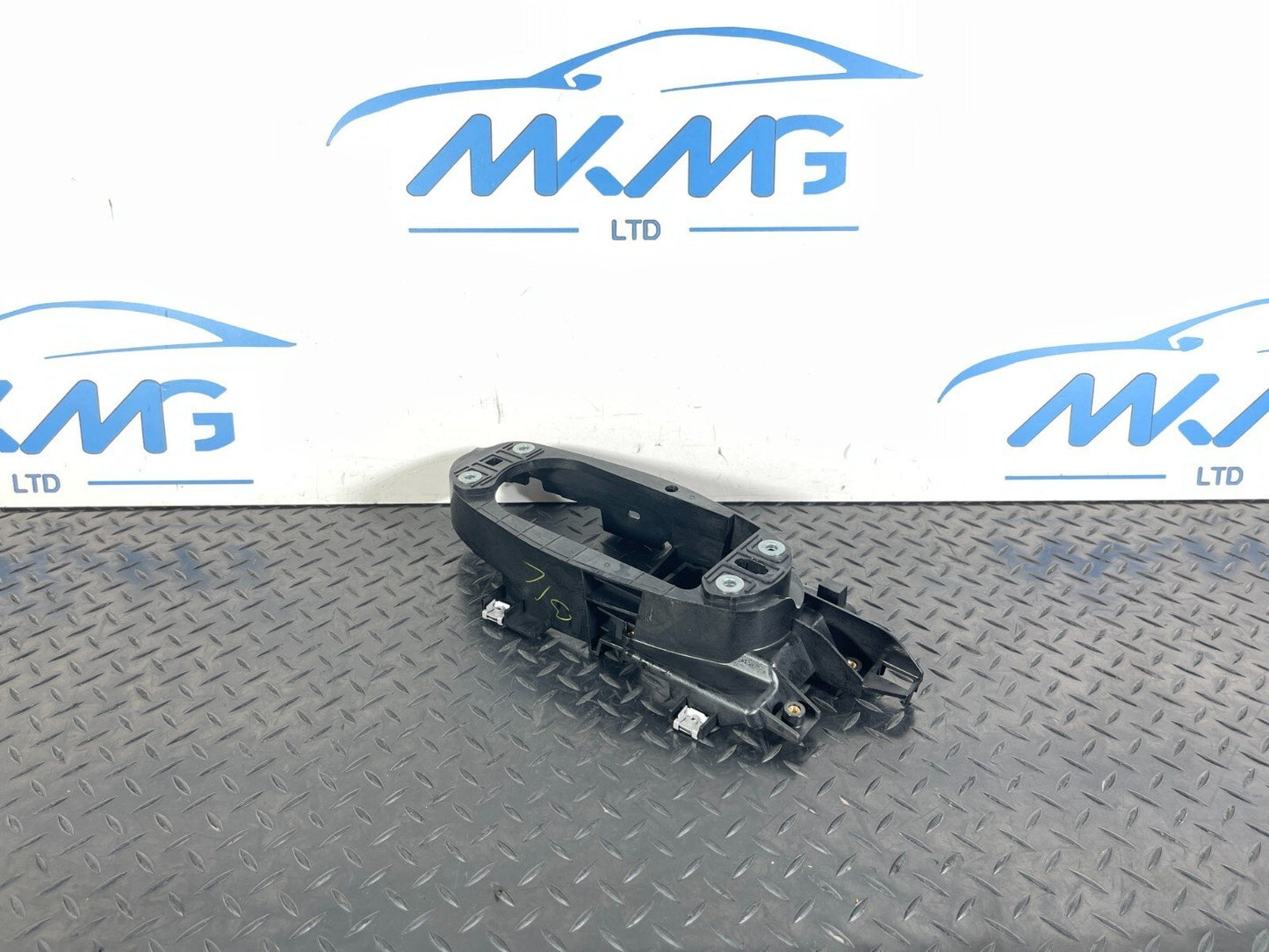 16-23 AUDI A5 F5 S-LINE GEAR SHIFTING MECHANISM MOUNTING FRAME 8W2863531