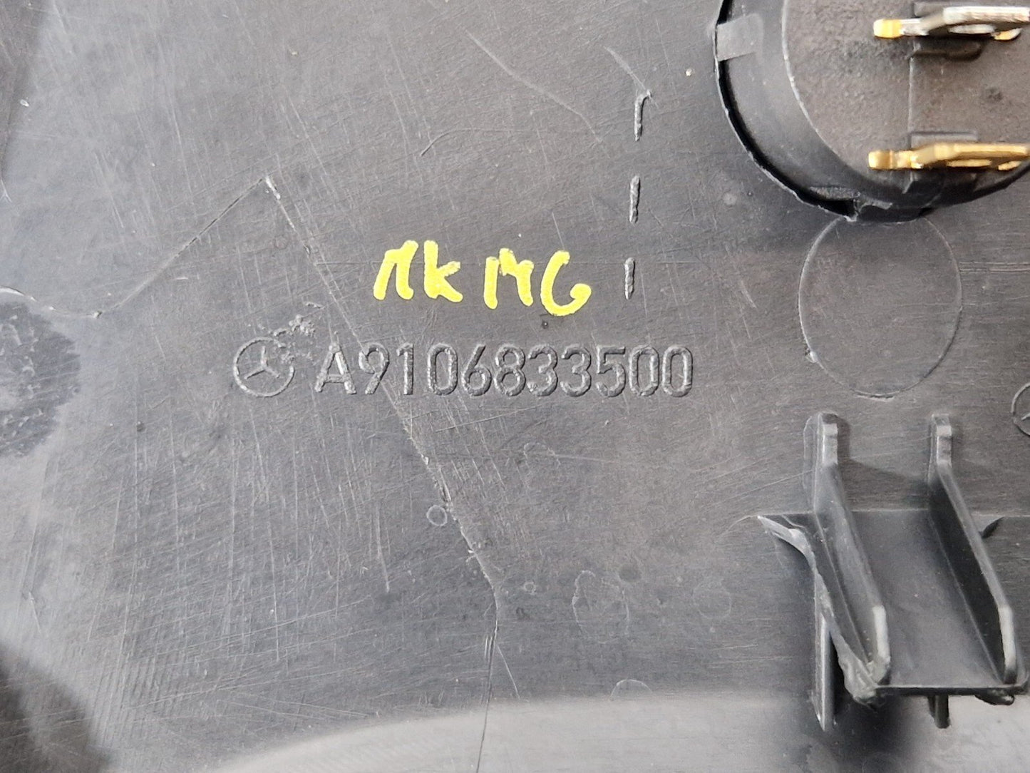 18-ON MERCEDES SPRINTER W907 W910 GEAR SHIFT SURROUNDING TRIM A9106833500