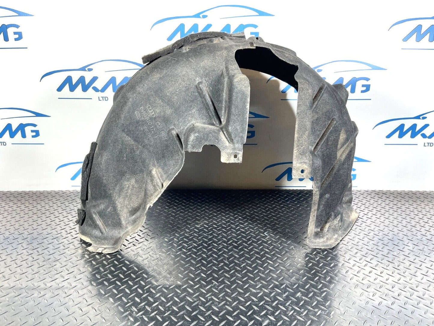 16-19 AUDI A4 B9 WHEEL ARCH LINER REAR RIGHT SPLASH GUARD 8W0810172G