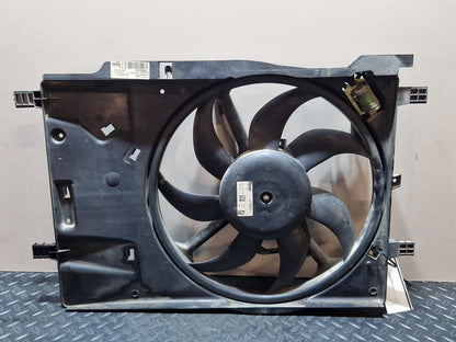 Vauxhall Corsa MK4 (E) (4500) Hatchback Genuine Radiator Cooling Fan CD176005