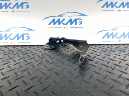 16-22 BMW X1 F48 GENUINE FRONT RIGHT DRIVER SIDE WING BRACKET 7392804