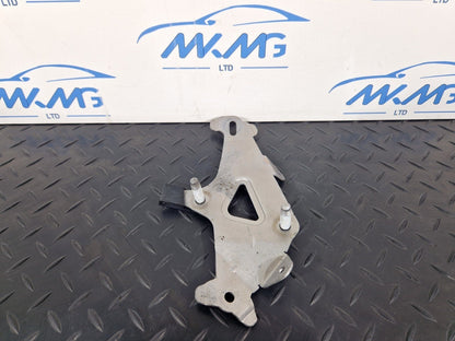 19-ON MERCEDES BENZ CLA C118 GENUINE FUEL TANK VALVE HOLDER BRACKET A2474762100
