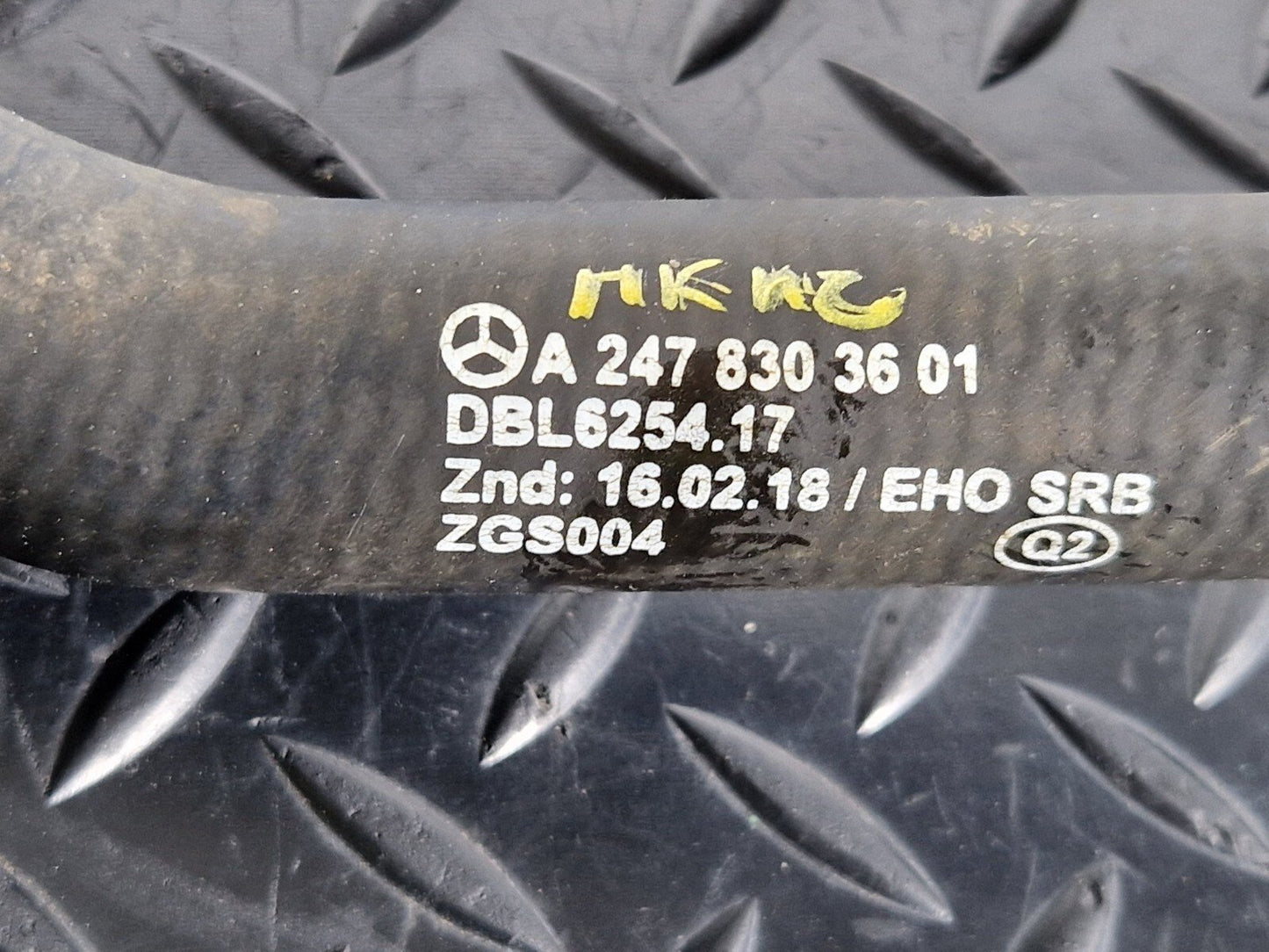 18-ON MERCEDES BENZ A CLASS W177 OEM HEATER RETURN HOSE TO ENGINE A2478303601