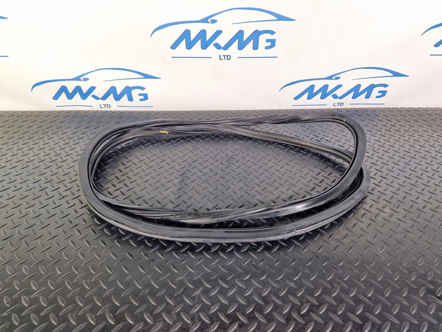 12-17 AUDI Q5 S-LINE GENUINE OEM FRONT INNER DOOR SEAL 8R0831721