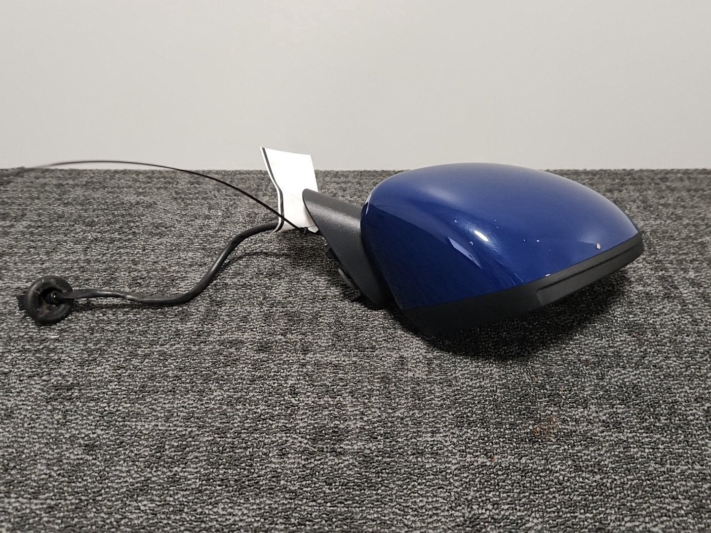 Vauxhall Corsa MK4 Hatchback Front Right Door Wing Mirror in Blue GAN (176)