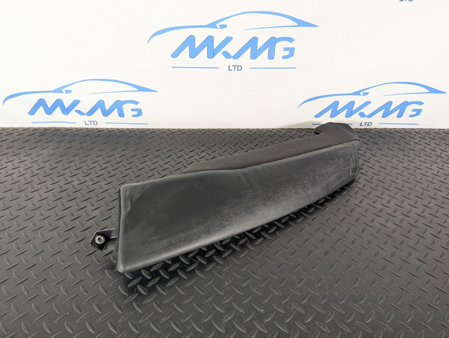 16-19 AUDI A4 B9 GENUINE REAR LEFT N/S LEATHER SEAT BOLSTER CUSHION 8W085703C