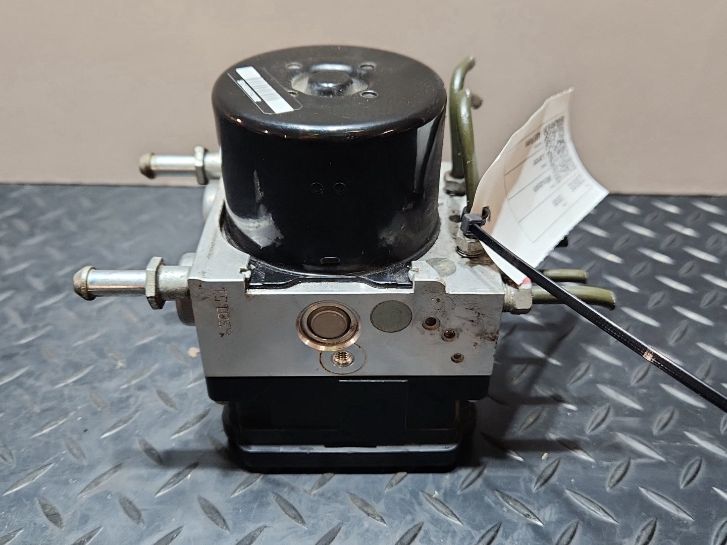 Mitsubishi Lancer MK5 (CX8A) Hatchback Genuine ABS Pump Module 4670A352