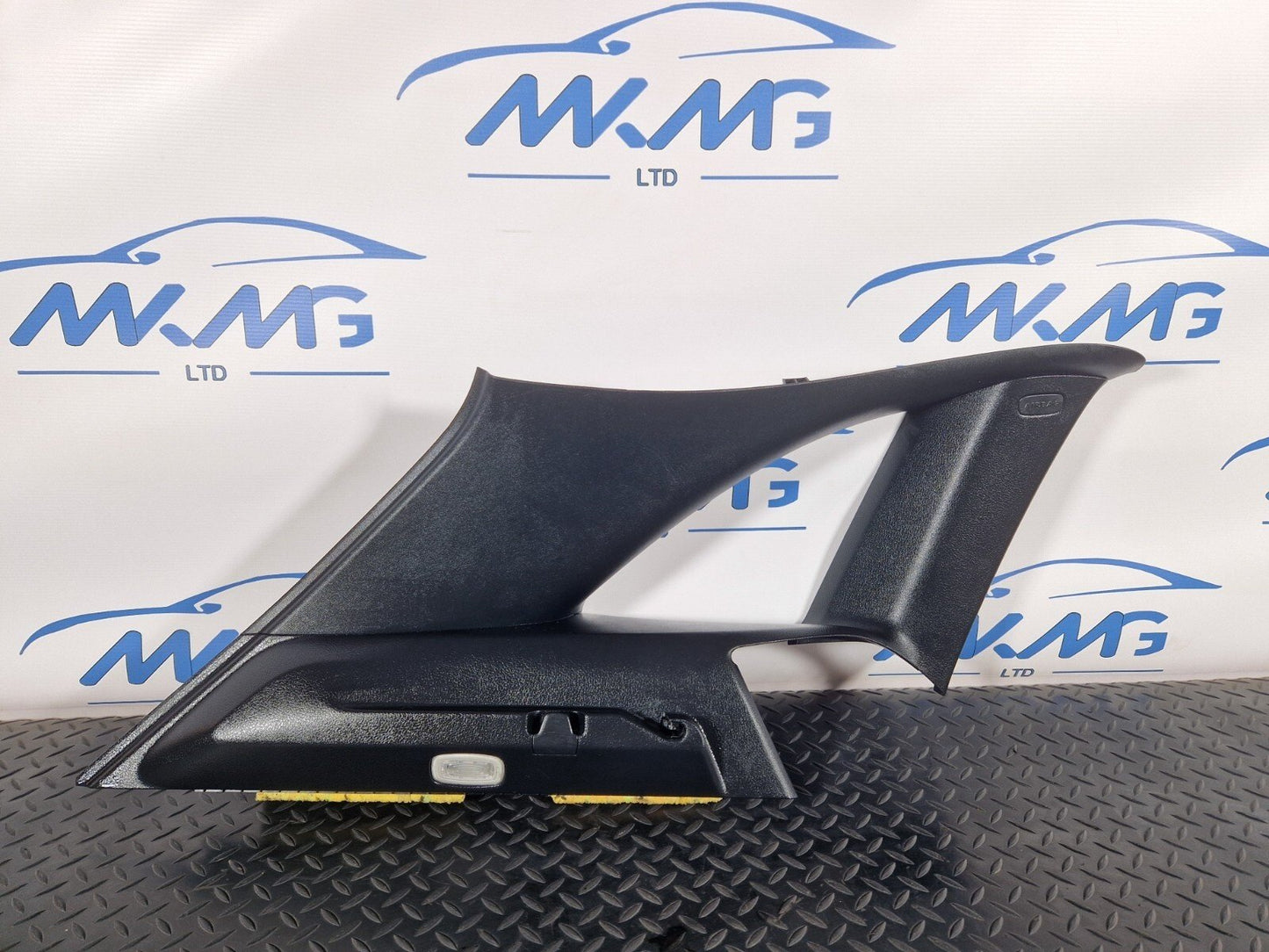19-ON MERCEDES B CLASS W247 REAR LEFT C PILLAR TRIM COVER  A2476901100